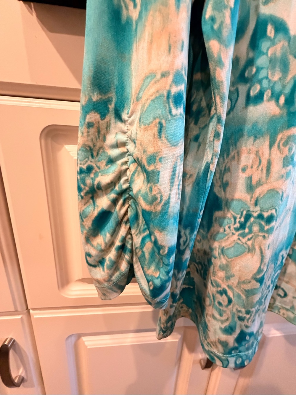 Chico's Turquoise and White Patterned Scoop Neck Long Sleeve Top - Picture 3 of 4